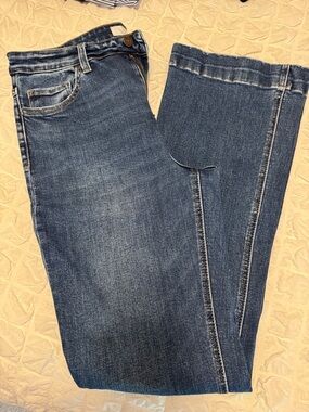 Classic Wide-Leg Women's Jeans in Dark Blue